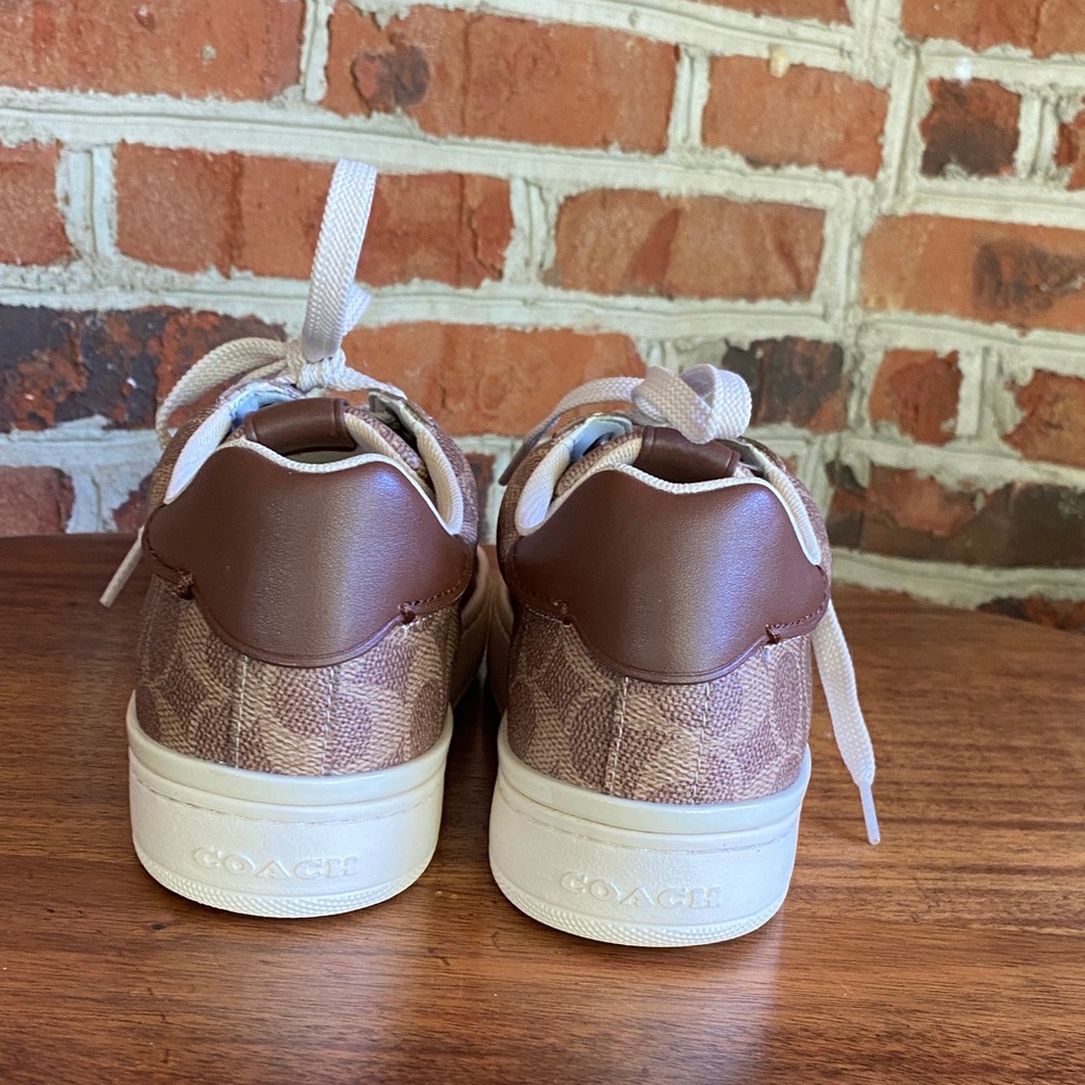 Coach Lowline coated canvas sneakers, NWT, size 8 - Picture 4 of 6